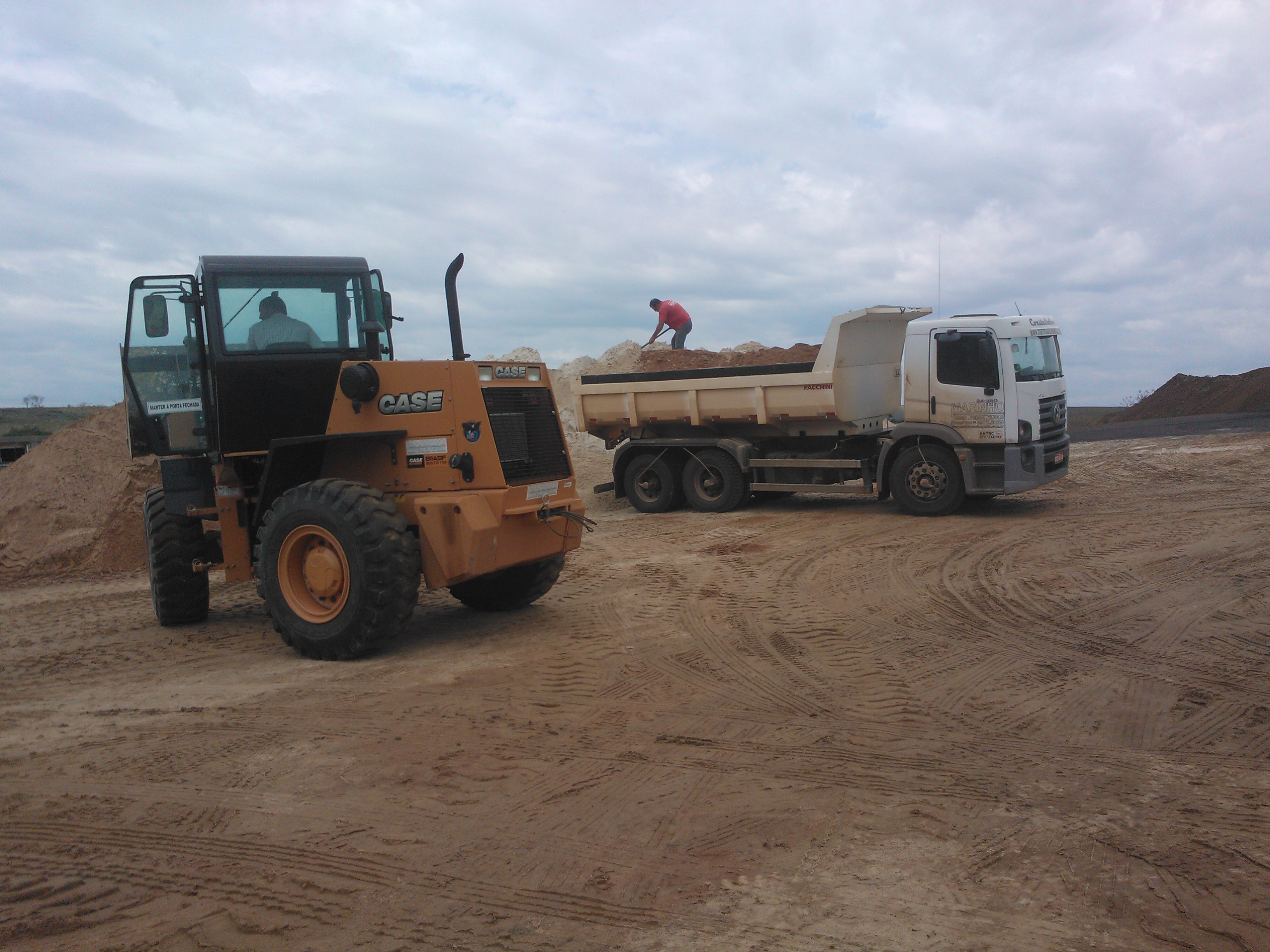 Caminhão Praia (Truck Beach) com Acessórios para Areia